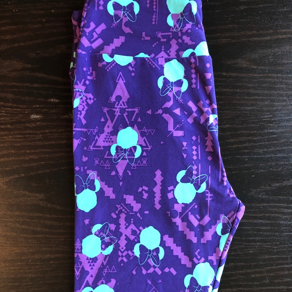 NEW LuLaRoe Disney Leggings. One Size.